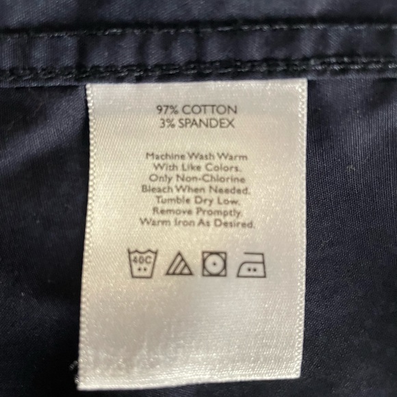 Eddie Bauer Women’s Tall-Large Wrinkle-Free Short Sleeve Shirt- Dk Blue/Pattern - Picture 4 of 4